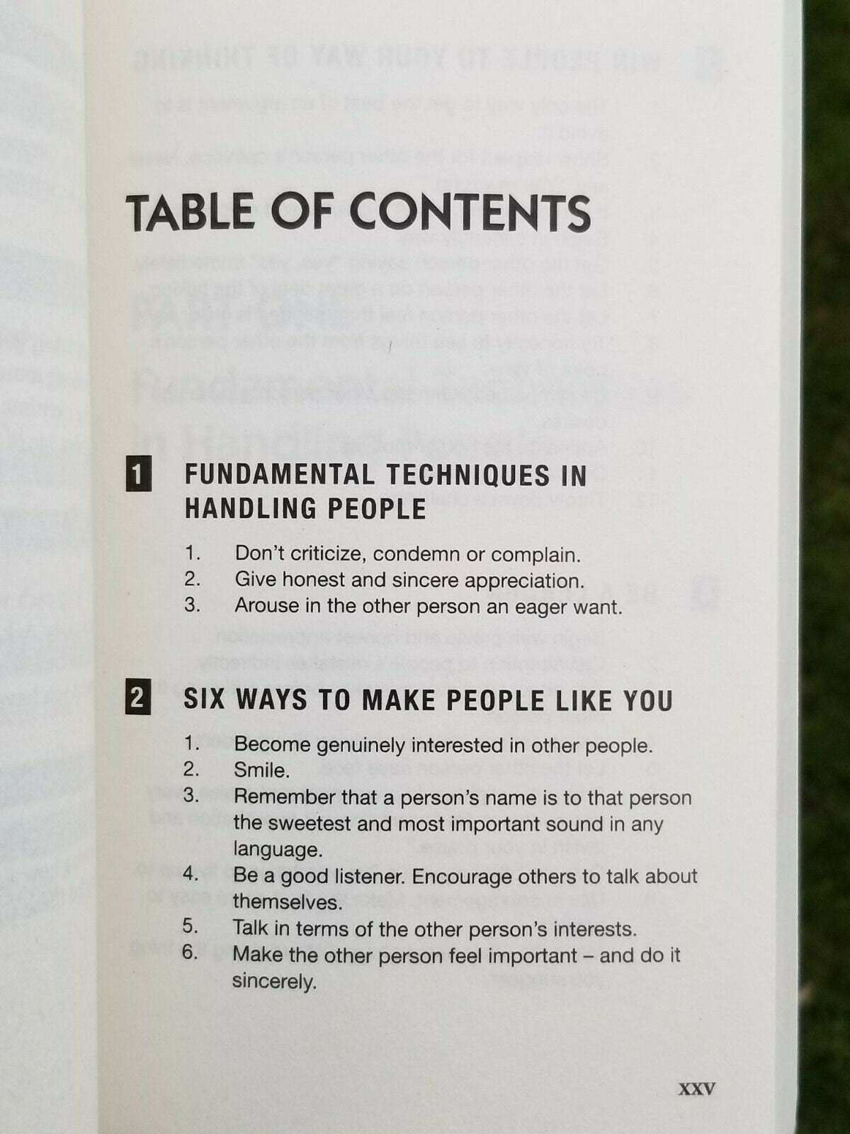 How to win friends and influence people dale carnegie in english reading book b3