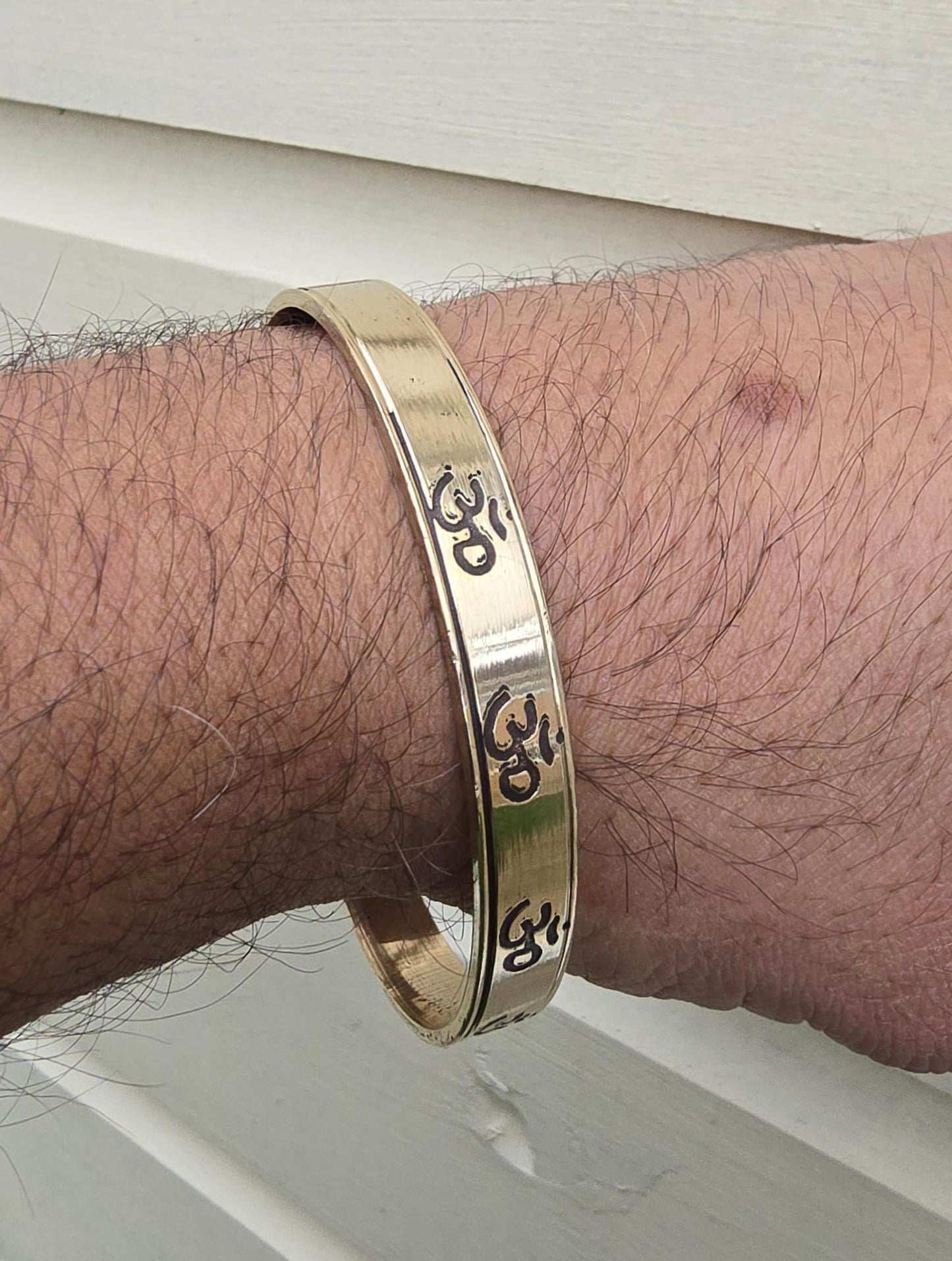 Brass Om Kara Hindu Pittal Bangle Smooth Design Jointless Ohm Kada Meditation O1A Bracelet Karray Karha Sikh Shiv
